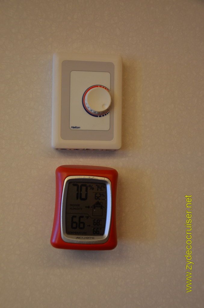 050: Carnival Magic, BC5, John Heald's Bloggers Cruise 5, Sea Day 2, Stateroom Thermostat and Acu-Rite Thermometer (Comfort Monitor)