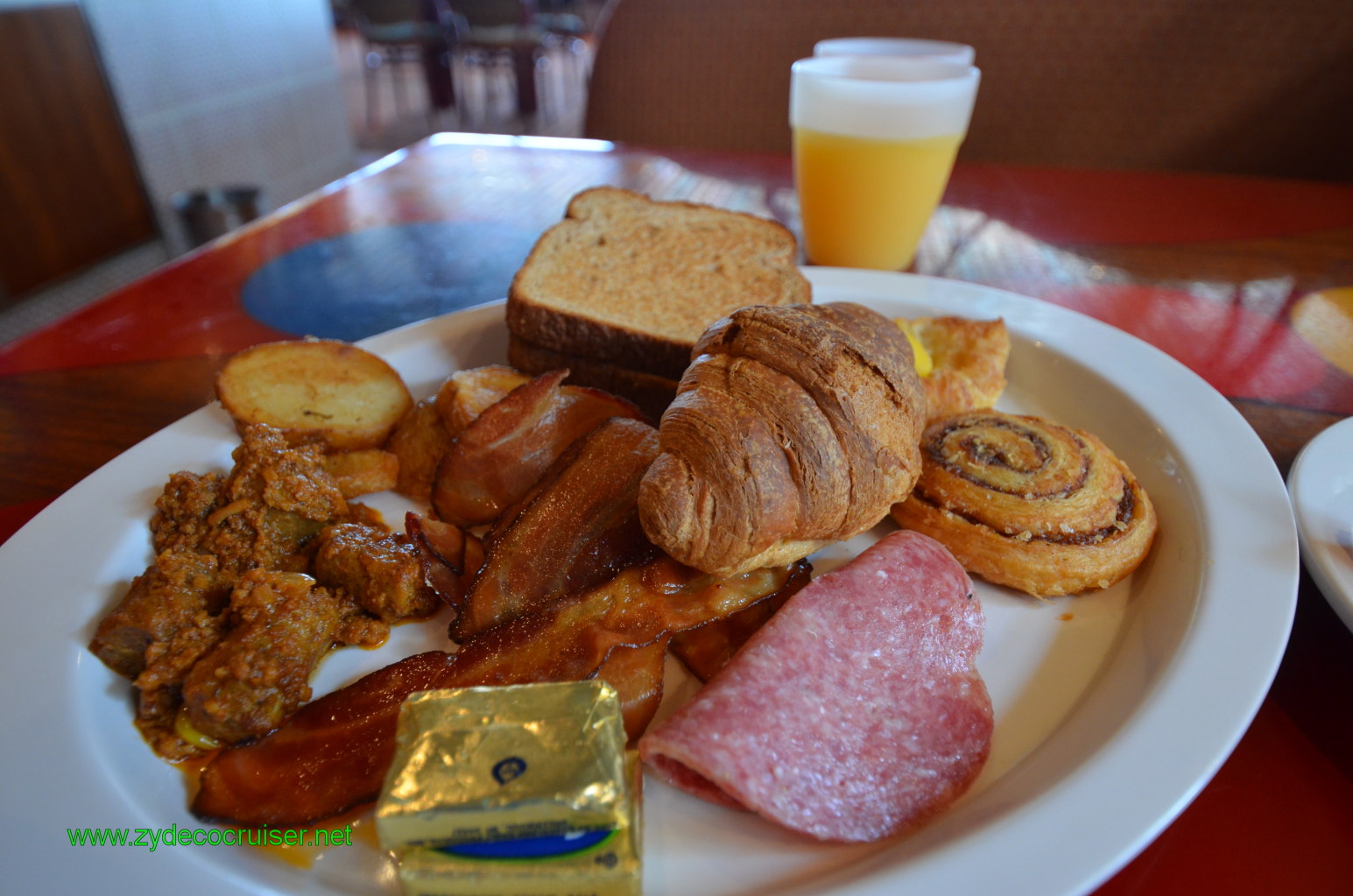 022: Carnival Conquest, Nov 18. 2011, Cozumel, Lido Breakfast, Bacon, Sausage, Toast, Croissant, Potatoes