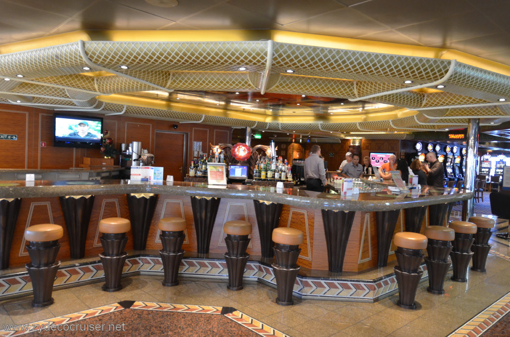 085: Carnival Conquest, New Orleans, Embarkation, Impressions Casino Bar, 