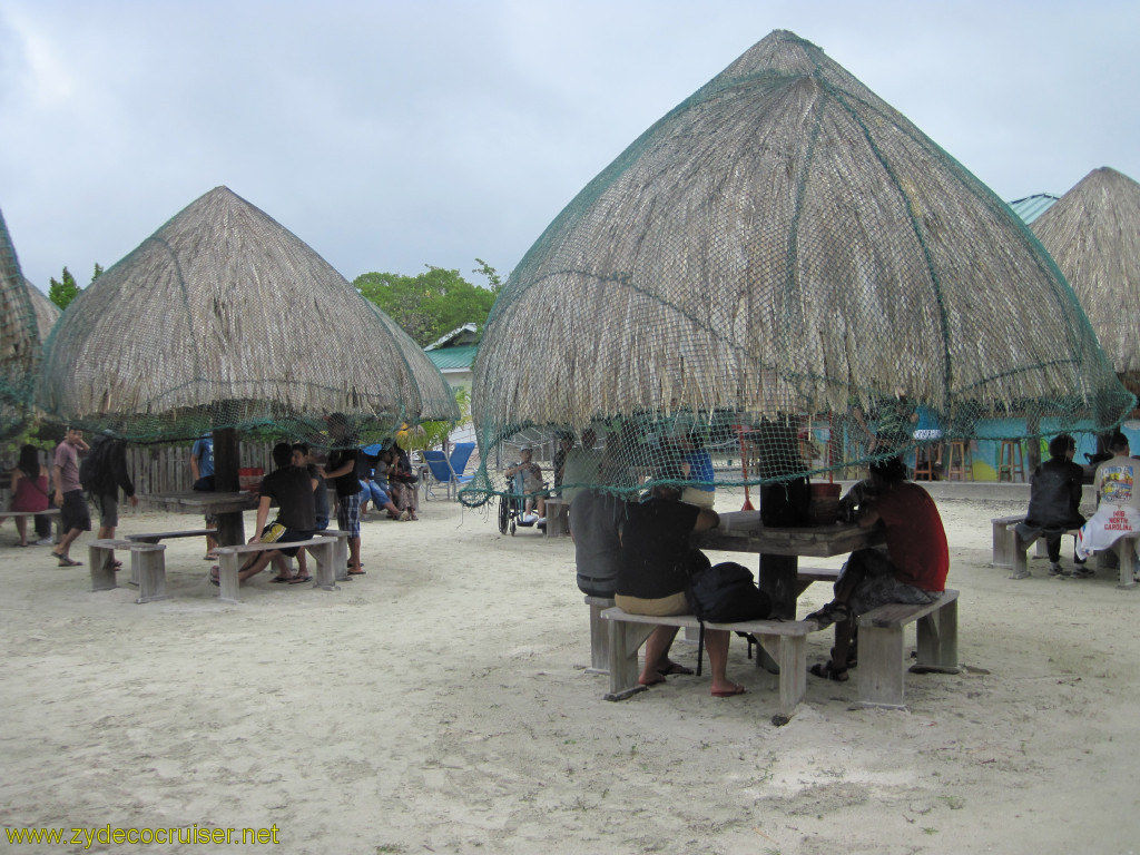 141: Carnival Conquest, Roatan, Some shade to be found at the far end of Mahogany Beach, 