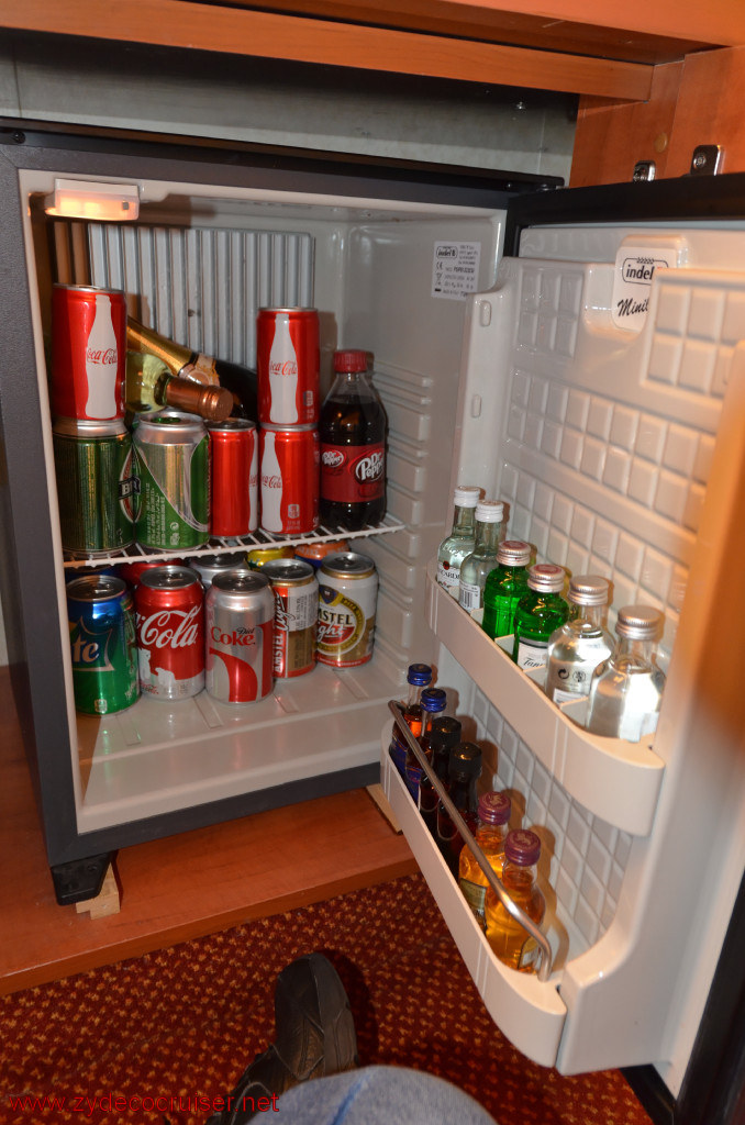 194: Carnival Conquest, Roatan, Stateroom refrigerator (cooler), 