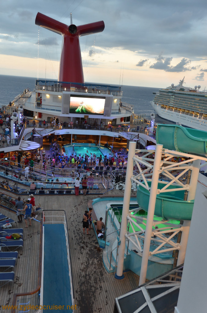 467: Carnival Conquest, Cozumel, Sail Away Deck Party, 