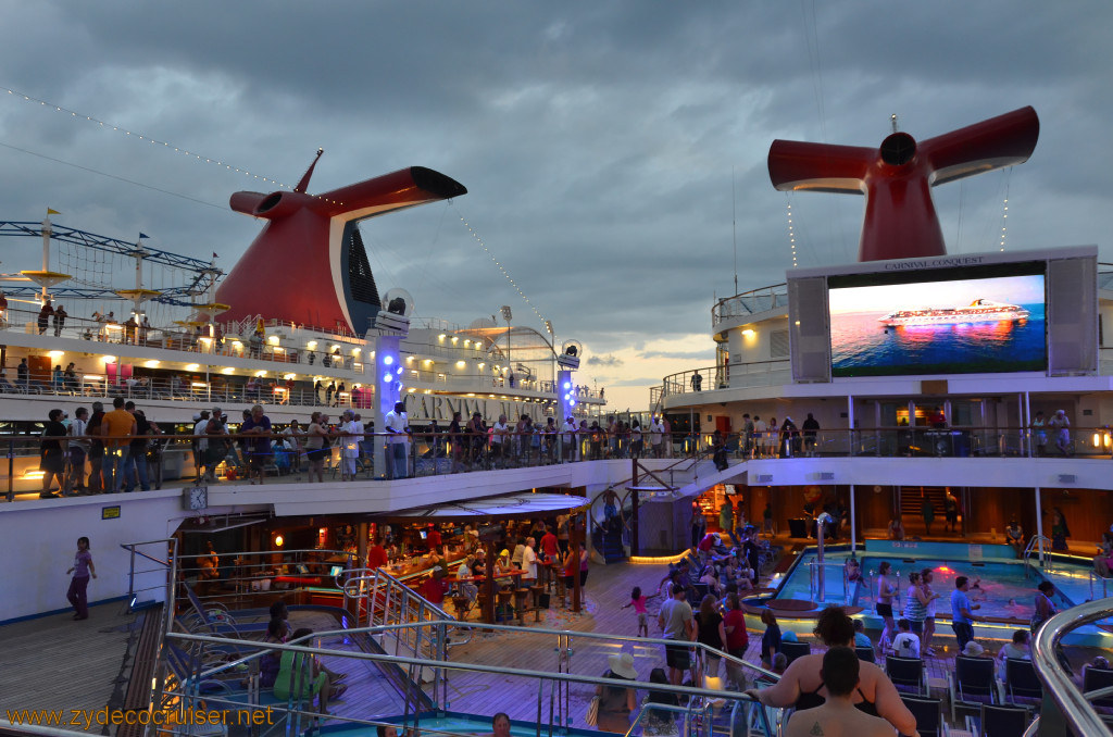 480: Carnival Conquest, Cozumel, Sail Away Deck Party, 