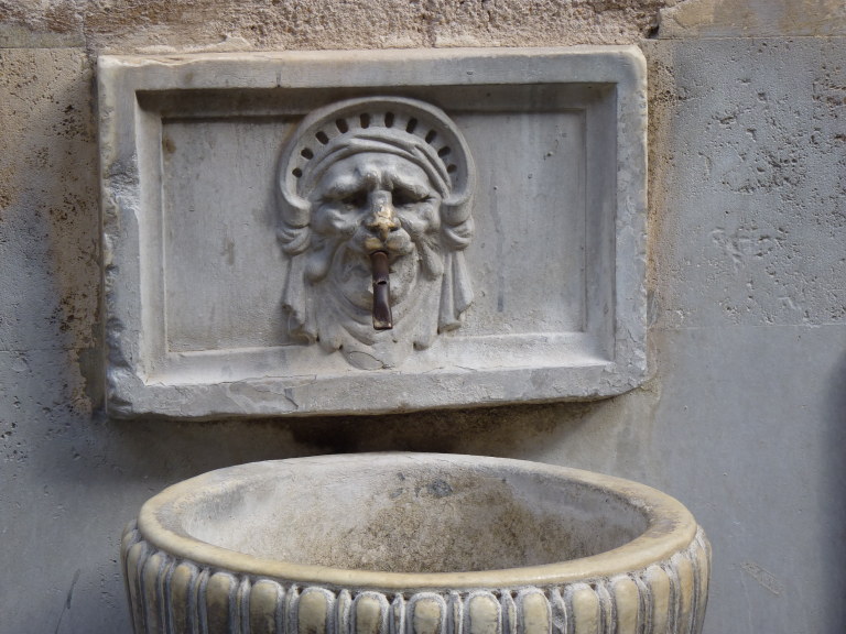 3055: Fountain - Castel Sant'Angelo 