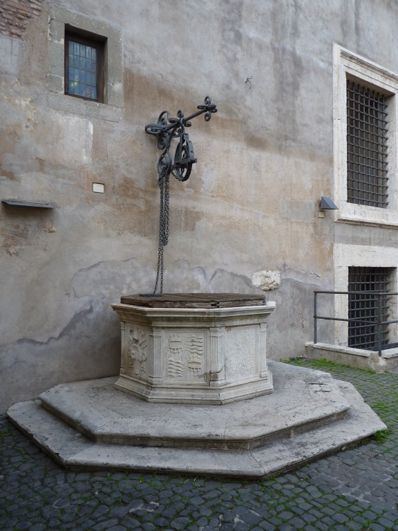 3057: Well - Castel Sant'Angelo 