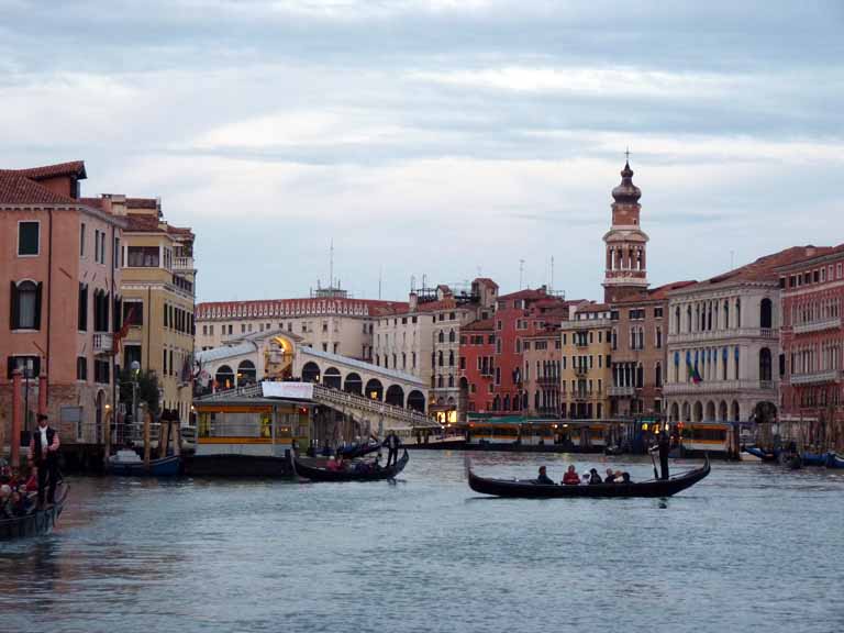 4382: Carnival Dream - Venice - Grand Canal, Gondola, Rialto Bridge