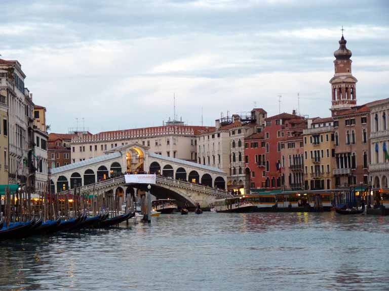 4383: Carnival Dream - Venice - Grand Canal and Rialto Bridge