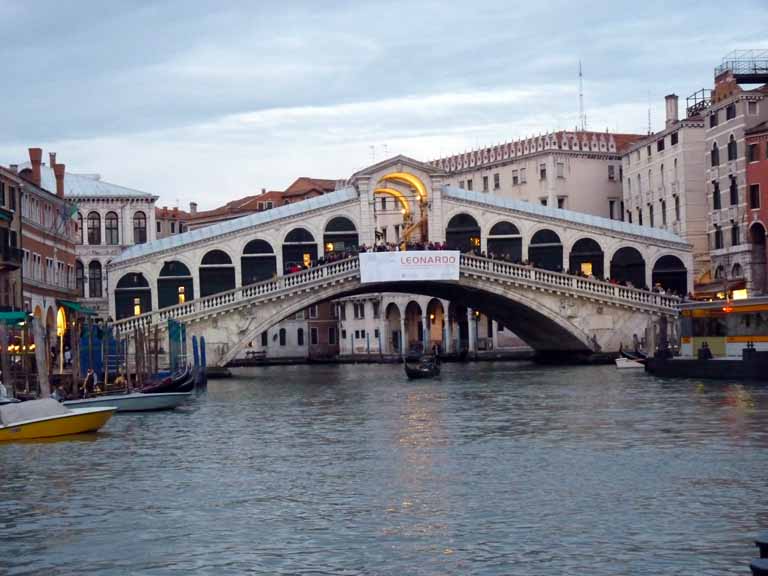 4385: Carnival Dream - Venice - Rialto Bridge