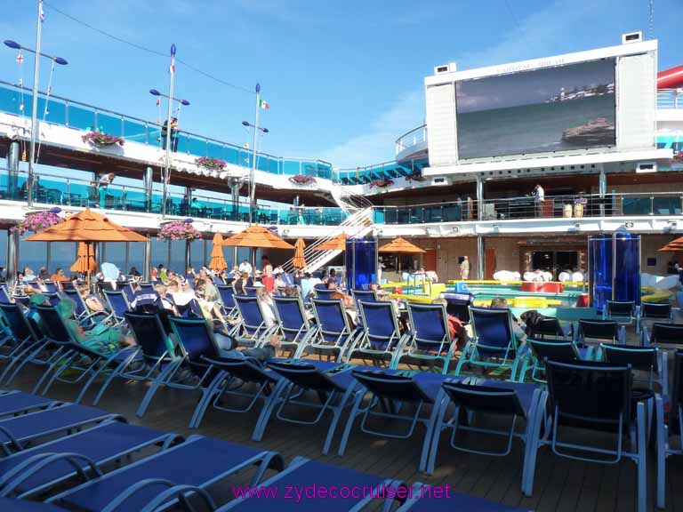 0105: Carnival Dream, Transatlantic Cruise - Sea Day 1 - Lido Deck