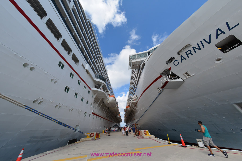 300: Carnival Dream Cruise, Cozumel, Ship Pictures, 