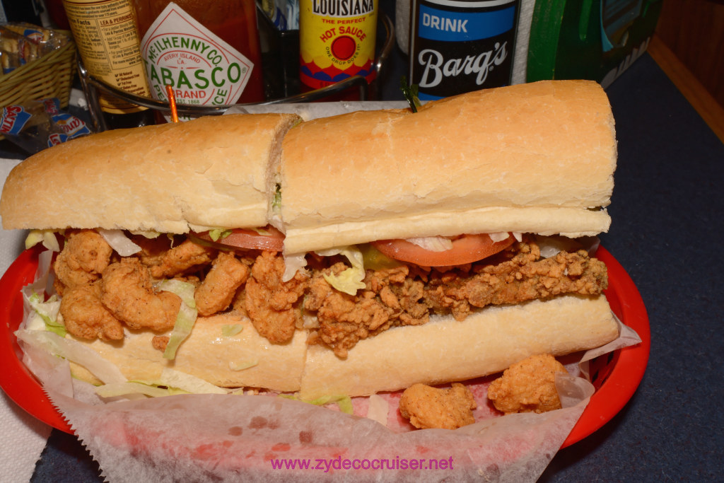 001: Carnival Dream Post-Cruise New Orleans, Combination Fried Shrimp and Oyster Poboy, Harbor Seafood, near the airport.