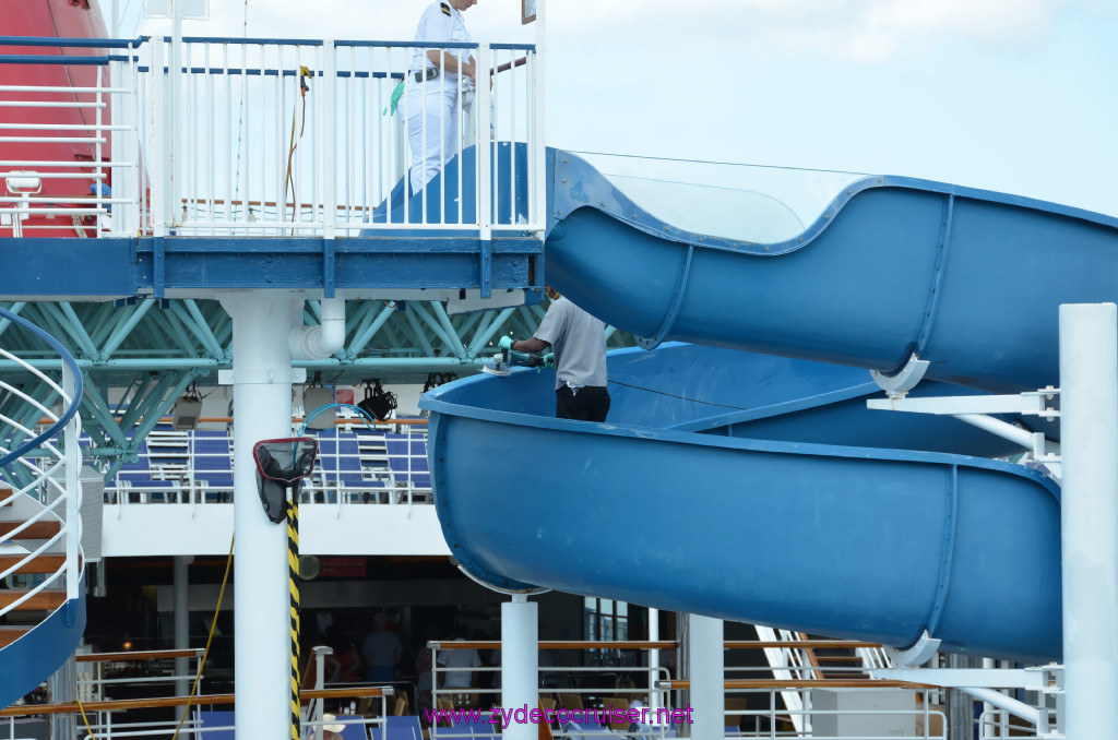 087: Carnival Elation Cruise, Cozumel, Cleaning the Waterslide