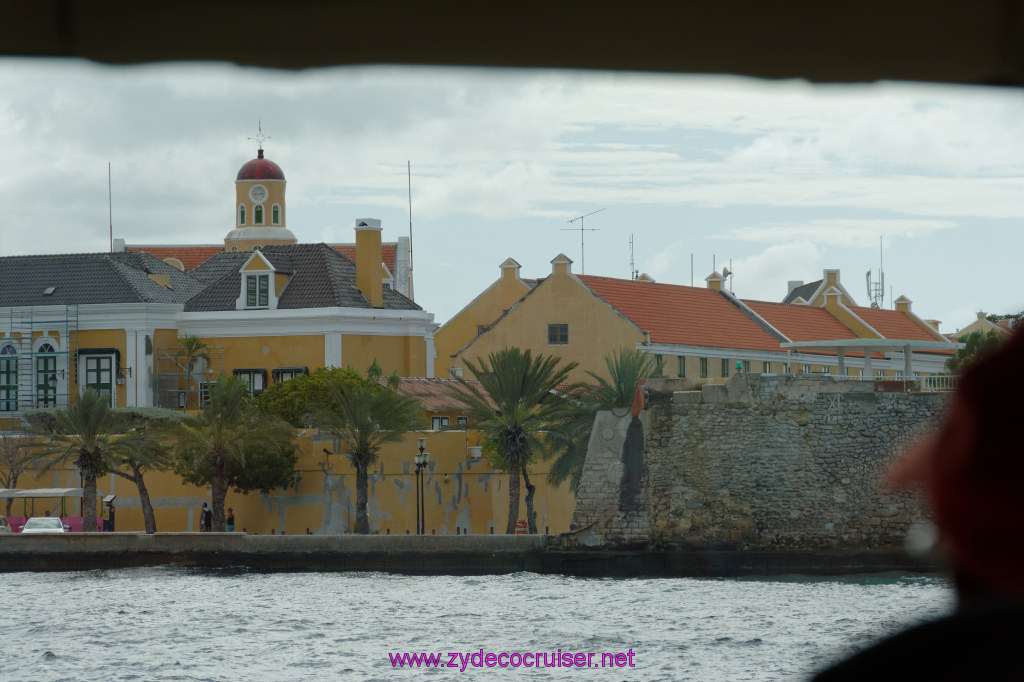 043: Carnival Freedom Reposition Cruise, Curacao, Private tour arranged with Petertrips