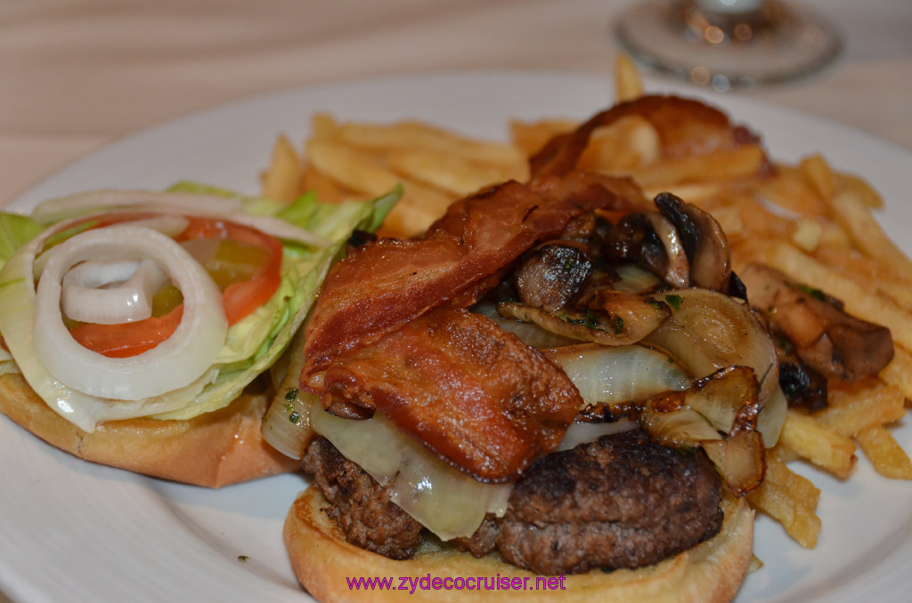 Gourmet Burger (Bacon, Cheddar Cheeseburger with Mushrooms and Onions)