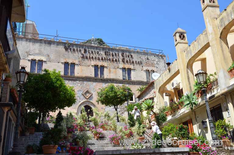 318: Carnival Magic, Messina, Taormina on Your Own Tour, Taormina, 