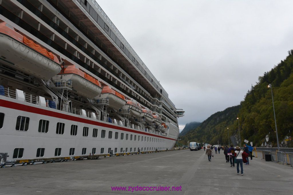 008: Carnival Miracle Alaska Cruise, Skagway, Klondike Summit, Suspension Bride, and Salmon Bake