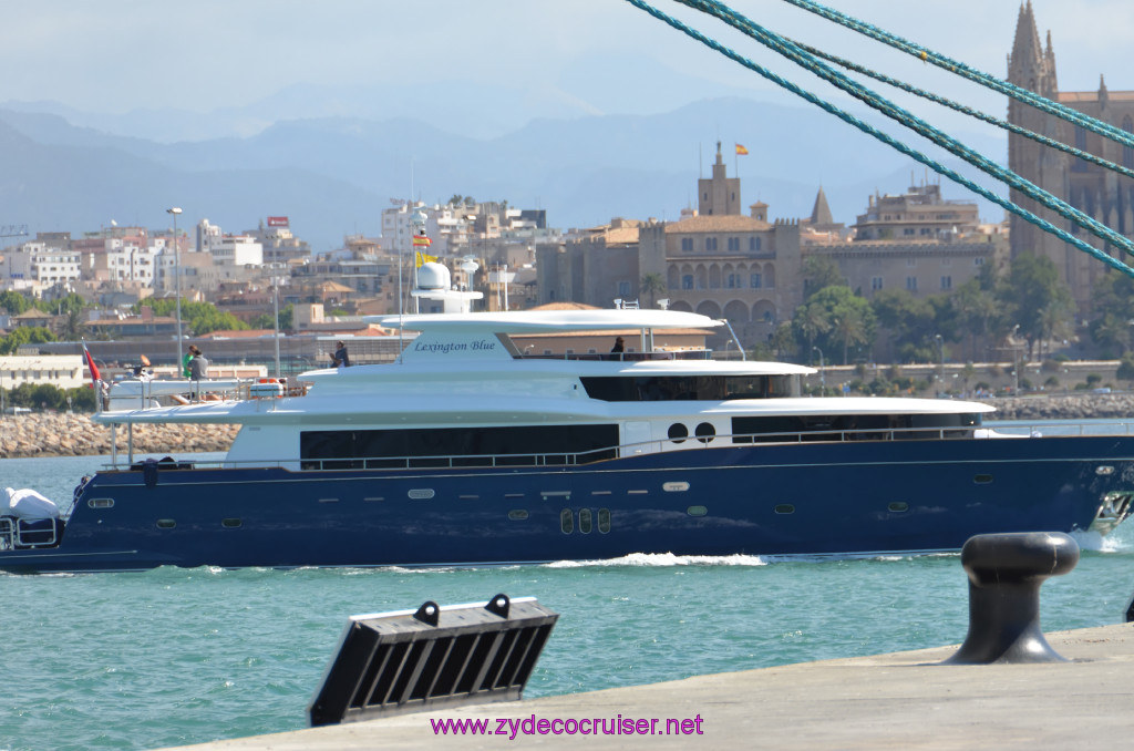 043: Carnival Sunshine Cruise, Mallorca, Yacht Lexington Blue, 