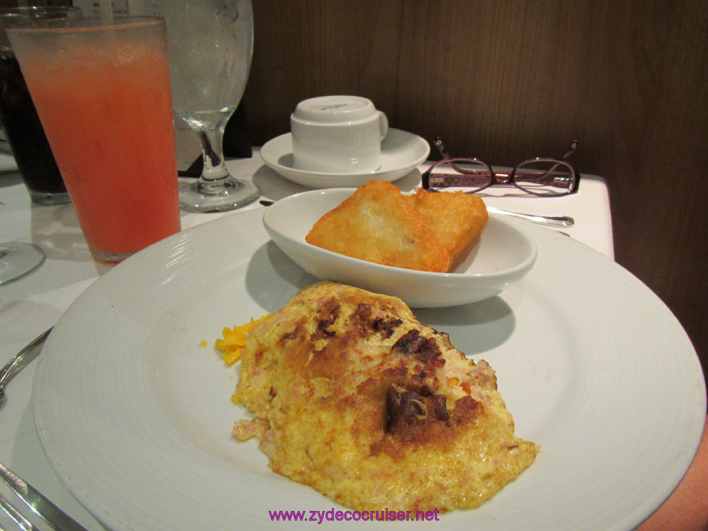 015: Carnival Cruise Seaday Brunch, Omelet and hash browns
