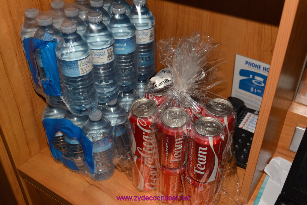 188: Carnival Sunshine Cruise, Chin and Rich's Wedding, Some Carnival Funshops $2.99 water and $10 Cokes