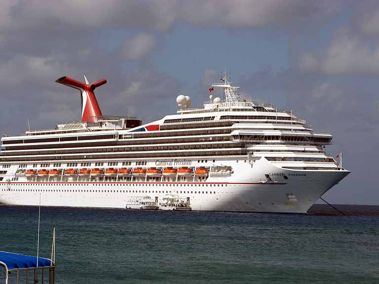 020: Carnival Freedom in Grand Cayman 