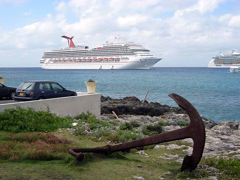 076: Carnival Freedom in Grand Cayman - Anchor