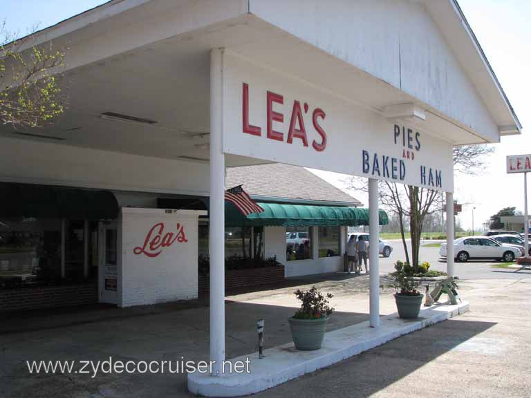 09: Lea's Pies and Baked Ham, Lecompte, LA