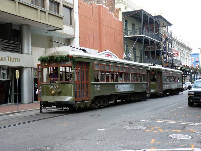 065: Christmas, 2009, New Orleans, Streetcars