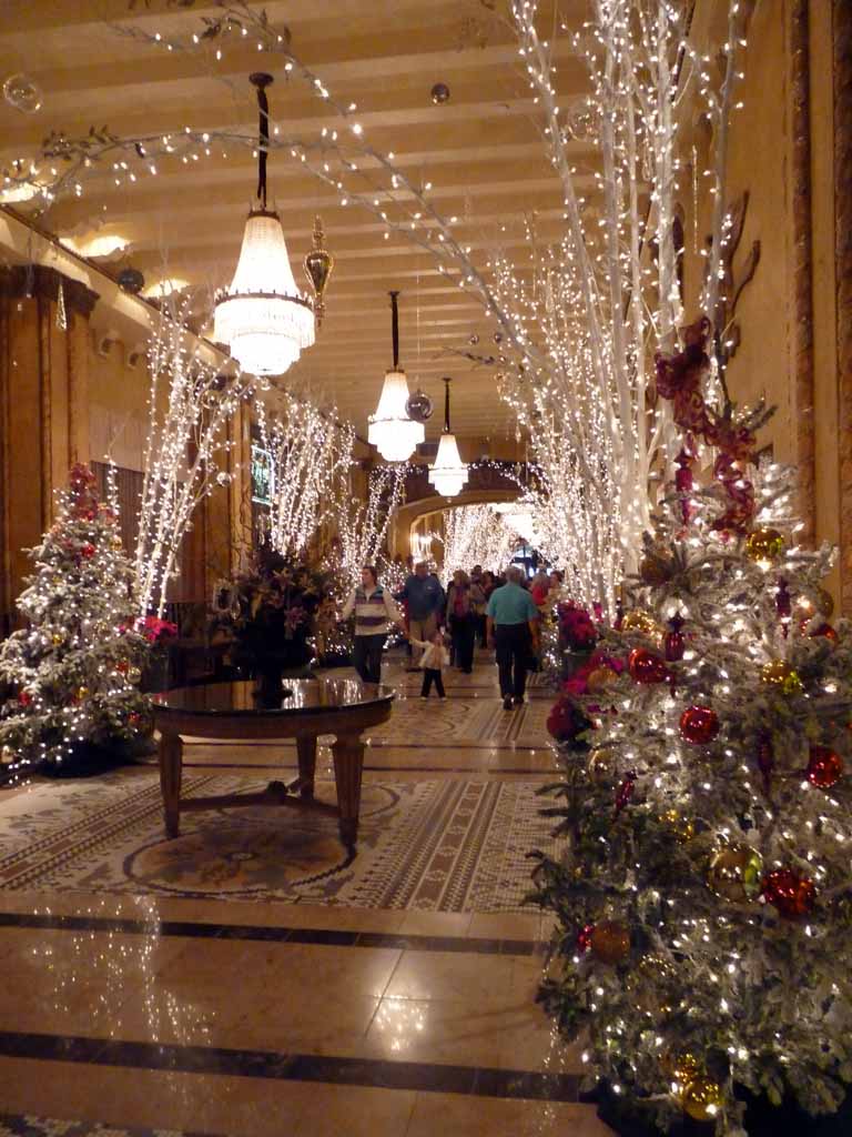074: Christmas, 2009, New Orleans, The Roosevelt Hotel, 