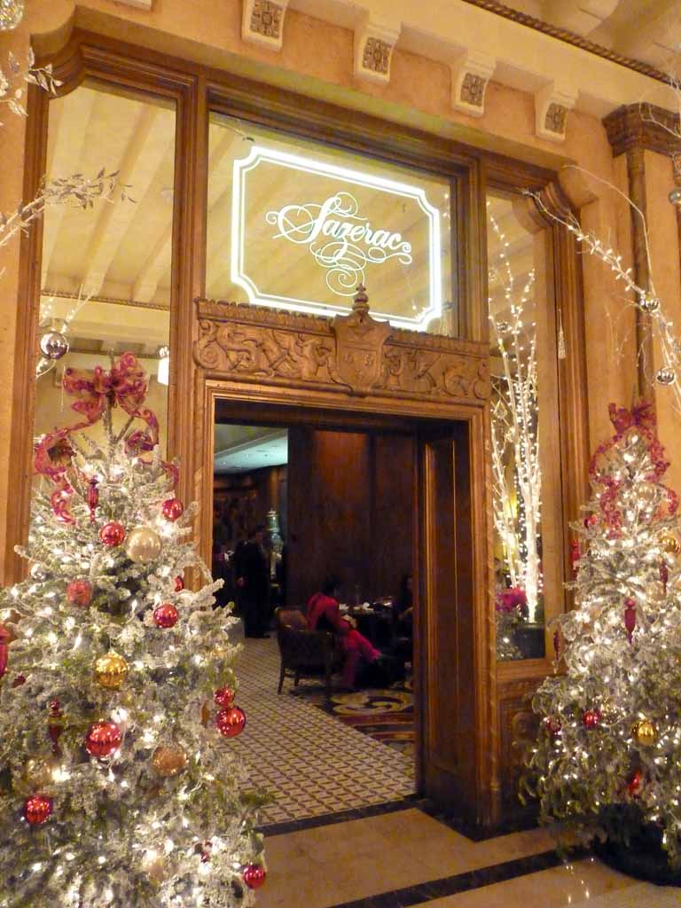 076: Christmas, 2009, New Orleans, The Roosevelt Hotel, 