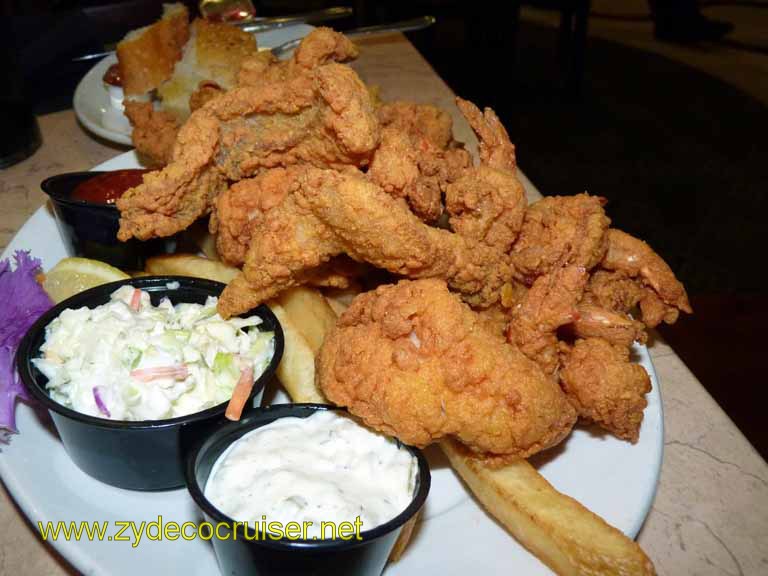 358: Christmas, 2009, New Orleans, LA, Deanie's Restaurant, French Quarter, Fried Shrimp and Catfish Dinner