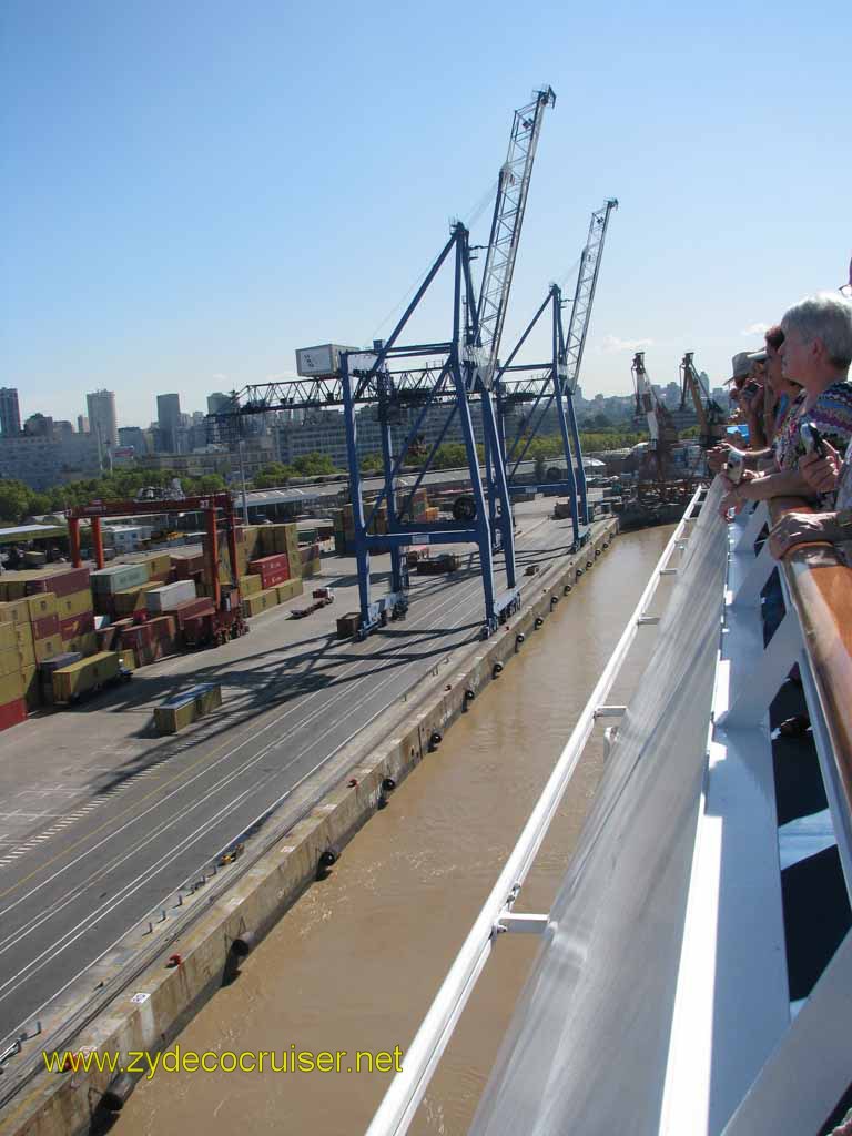 664: Carnival Splendor, South America Cruise, Buenos Aires, sail away