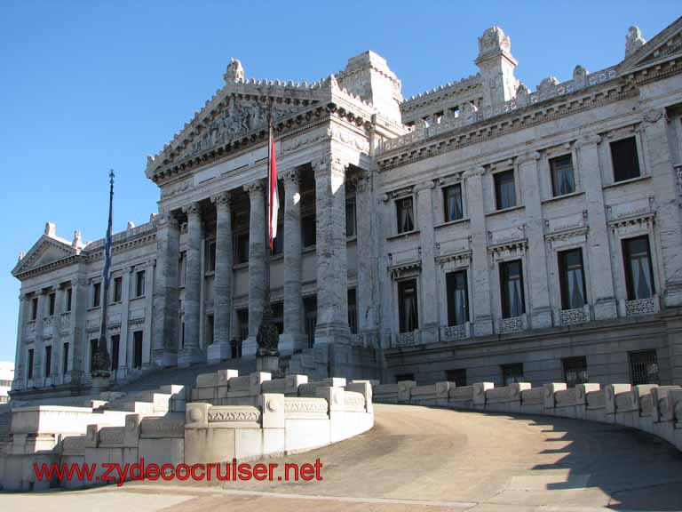 006: Carnival Splendor, Montevideo - Palacio Legislatvio - Congress Buildingival Splendor, Montevideo - Palacio Legislatvio - Congress Building