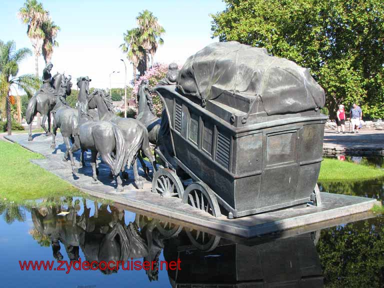 067: Carnival Splendor, Montevideo - La Carreta (The Covered Wagon) Monument