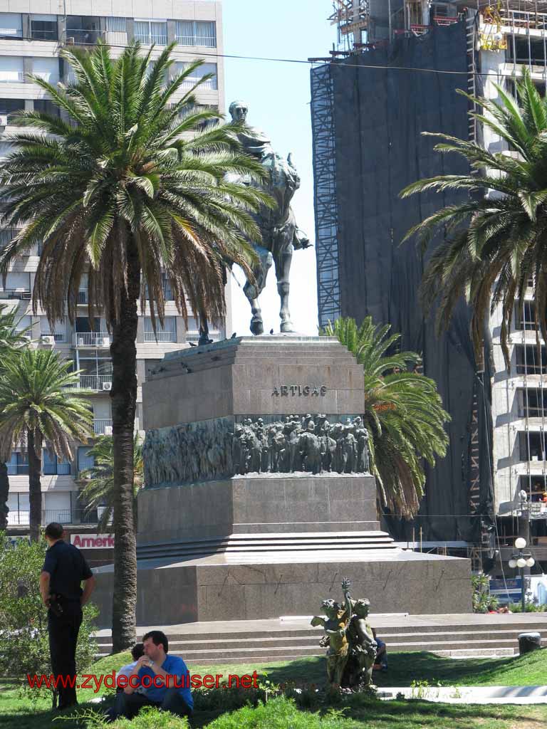 125: Carnival Splendor, Montevideo - Independence Square - Plaza Independencia -  Jose Artigas Statue 