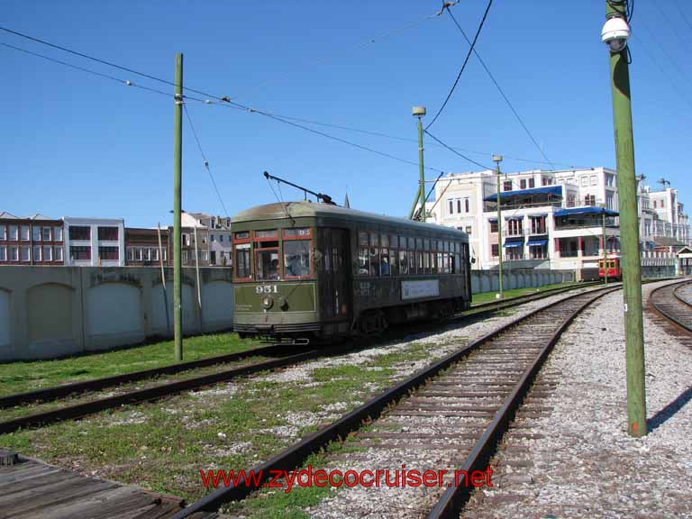 038: Riverfront Streetcar Line, New Orleans, LA