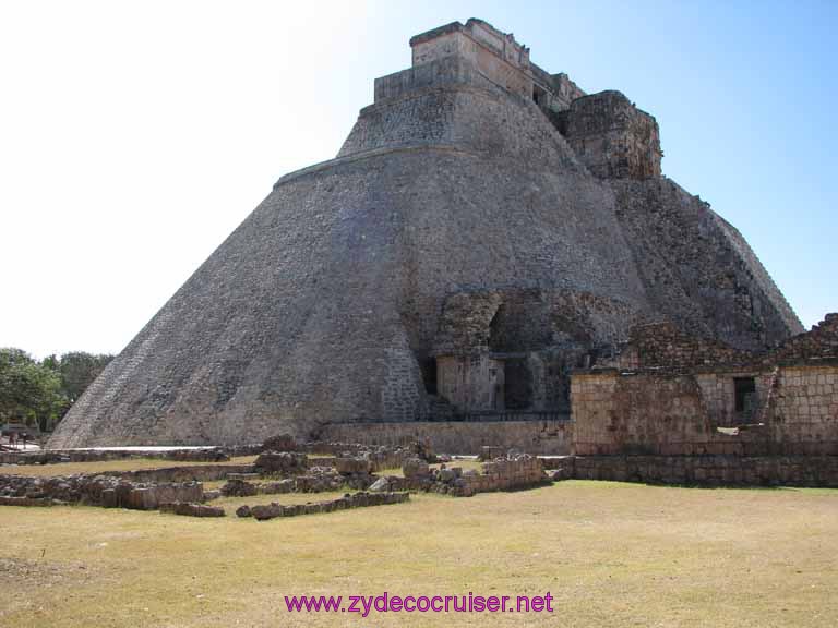 037: Carnival Fantasy, John Heald Bloggers Cruise 2, Progreso, Uxmal tour, 