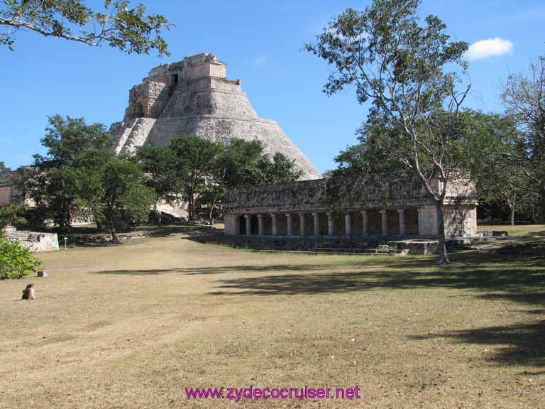 080: Carnival Fantasy, John Heald Bloggers Cruise 2, Progreso, Uxmal tour, 