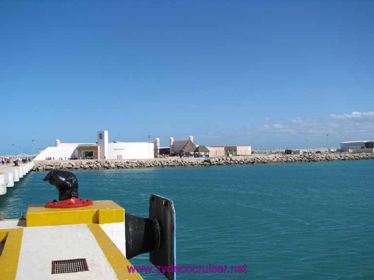 165: Carnival Fantasy, John Heald Bloggers Cruise 2, Progreso, At the Dock in Progreso