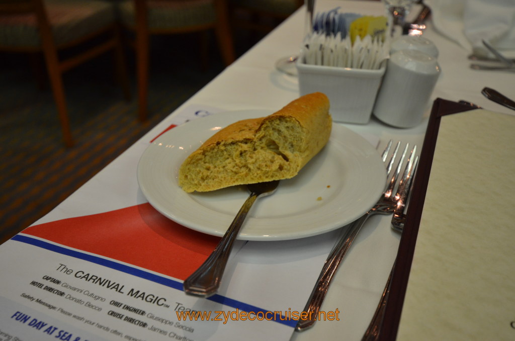 045: Carnival Magic, BC5, John Heald's Bloggers Cruise 5, Sea Day 1, MDR Lunch, Wheat baguette