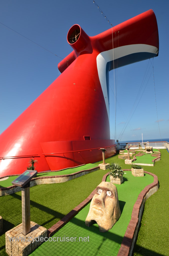 049: Carnival Conquest, Nov 15, 2011, Sea Day 2, Mini-Golf and Funnel