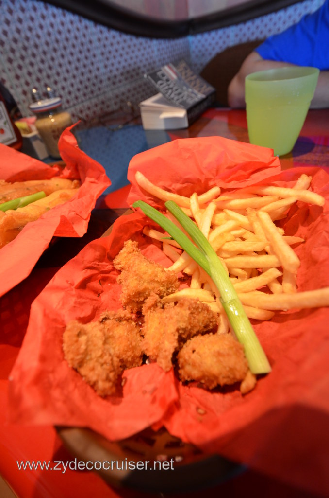 077: Carnival Conquest, Nov 15, 2011, Sea Day 2, Sur Mer, Fish n' Chips, Fried Oysters