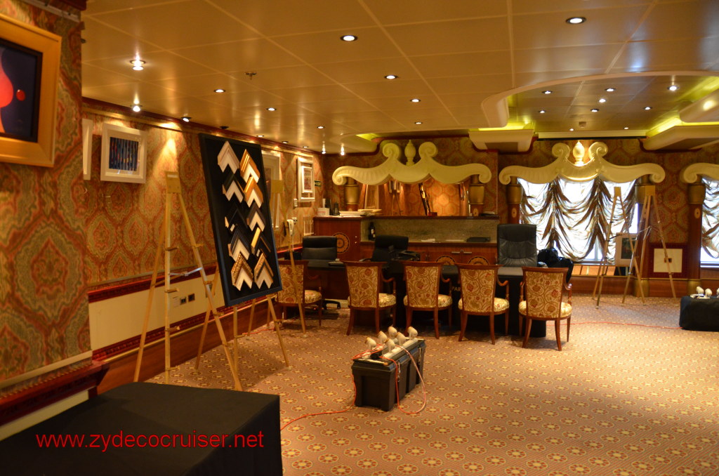 068: Carnival Conquest, Nov 19, 2011, Sea Day 3, Pissarro Room, 