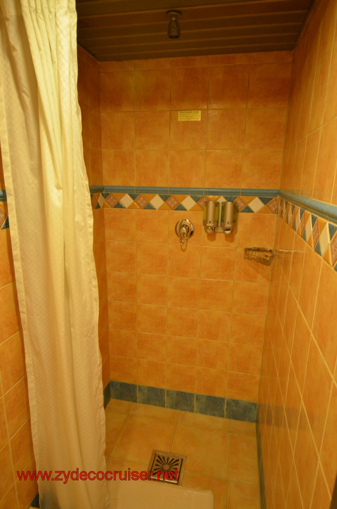 136: Carnival Conquest, Nov 19, 2011, Sea Day 3, Spa Shower