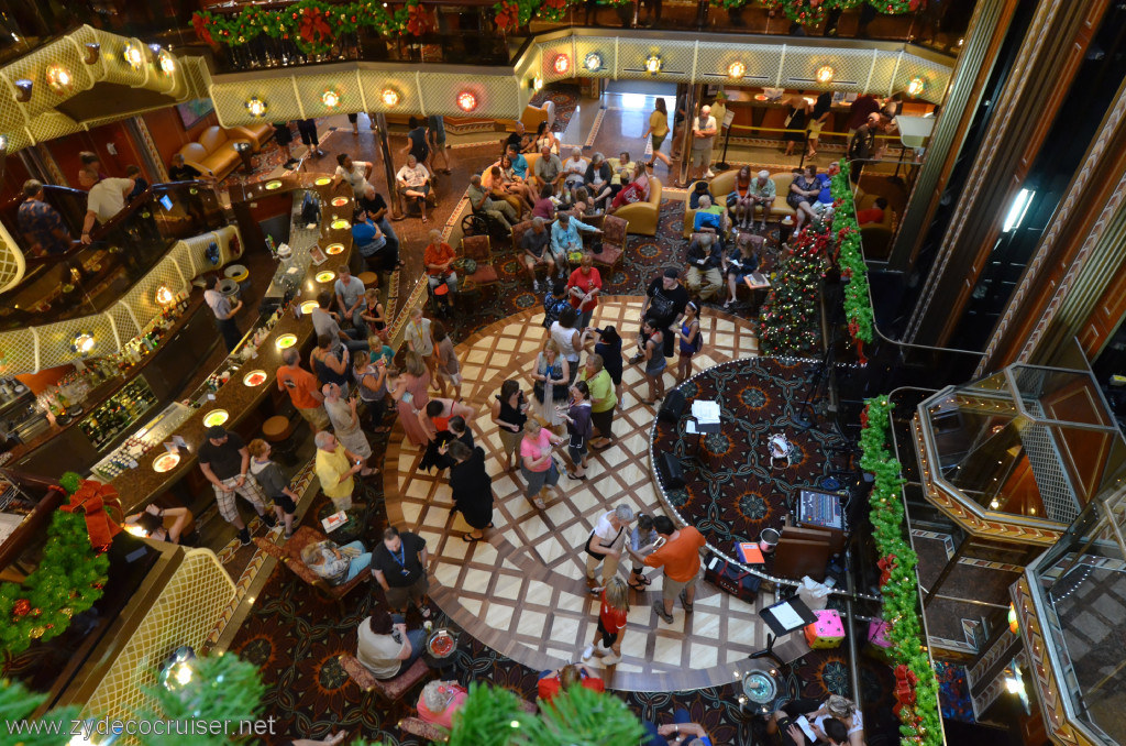 062: Carnival Conquest, Fun Day at Sea 2, Lobby, 