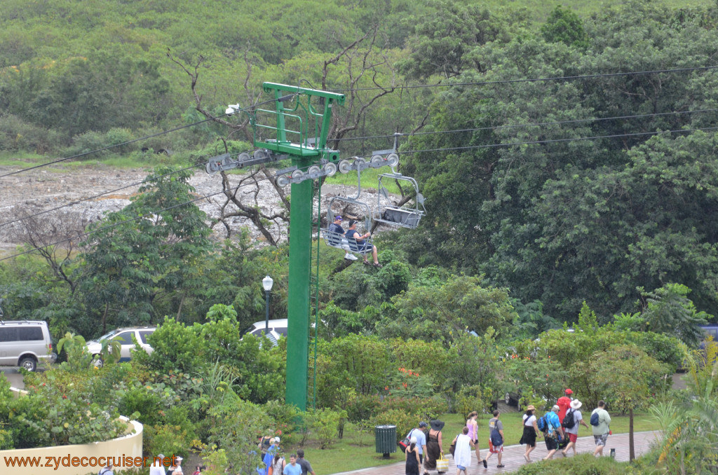 011: Carnival Conquest, Roatan, Mahogany Bay, Flying Chairs, or an easy walk to Mahogany Beach.