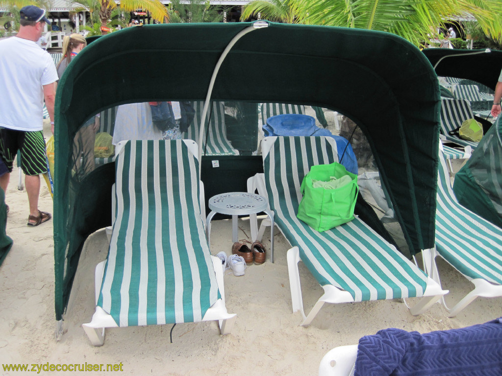 060: Carnival Conquest, Roatan, Mahogany Beach, Rental Clam Shell. 