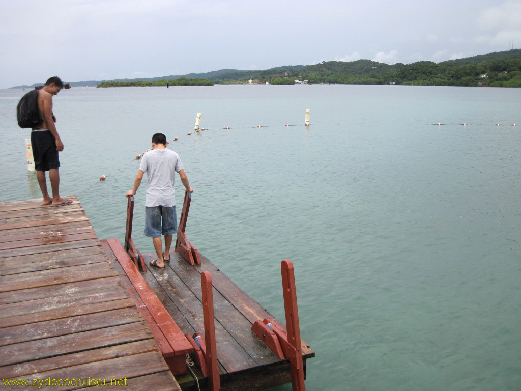 081: Carnival Conquest, Roatan, Mahogany Beach, End of the pier, This side is for swimming, 