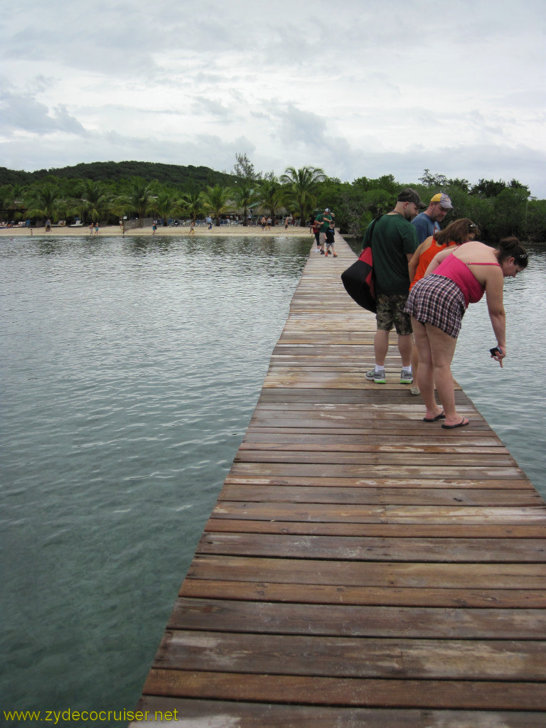 082: Carnival Conquest, Roatan, Mahogany Beach, the pier,