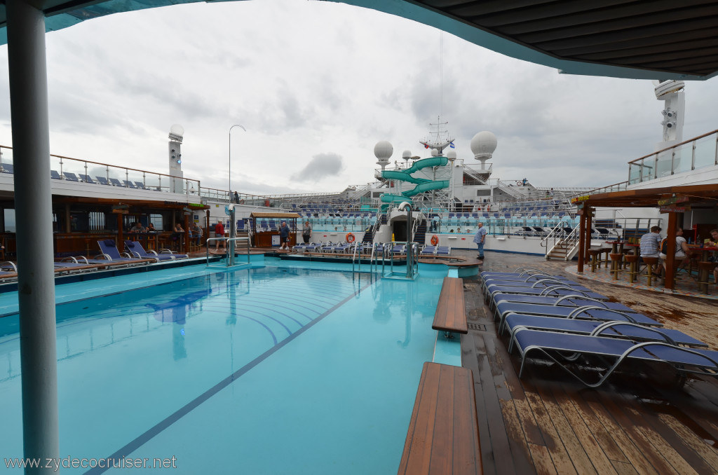 158: Carnival Conquest, Roatan, Lido, Sun Pool, 