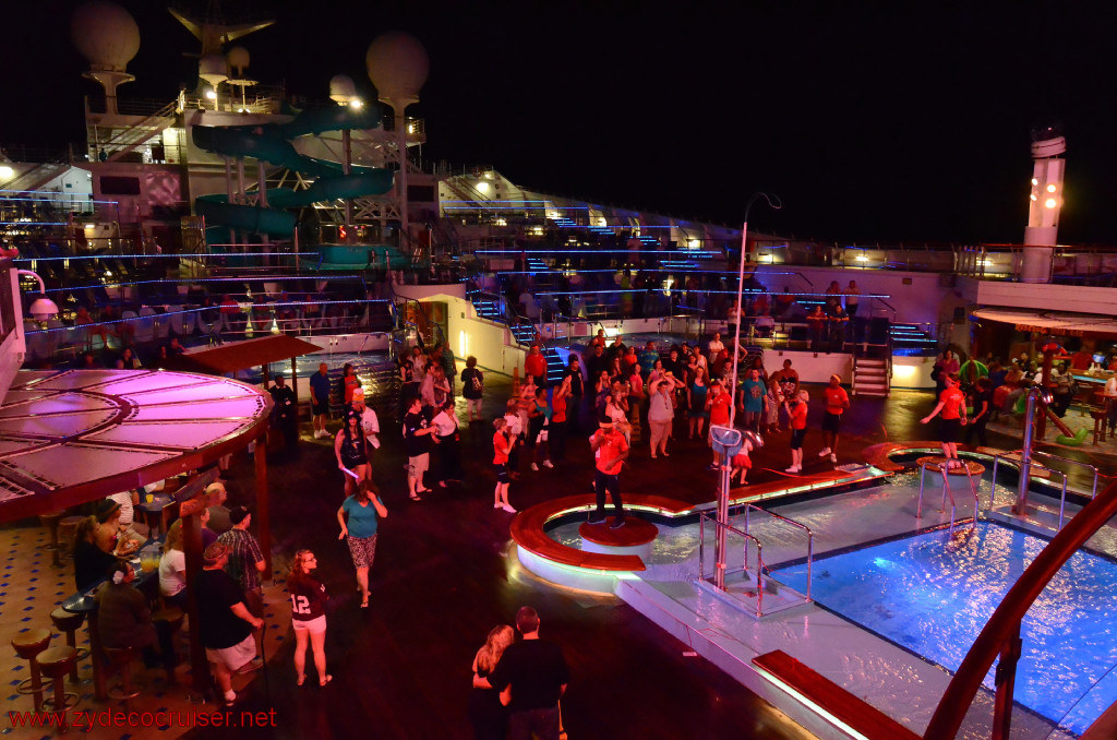 198: Carnival Conquest, Roatan, Deck party, 